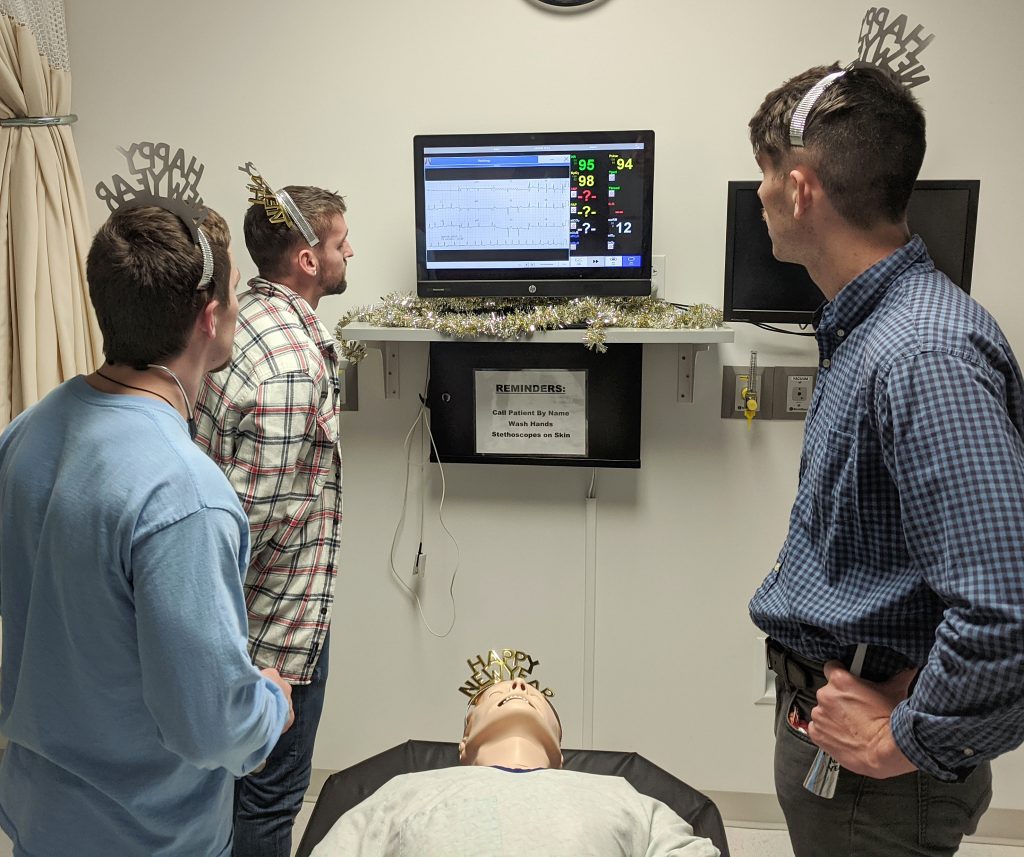 A.T. Still University-Kirksville College of Osteopathic Medicine (ATSU-KCOM) students work in the simulation lab.
